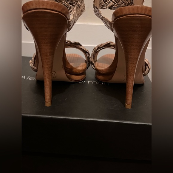 Lightly worn Alexander Birman heels - Picture 3 of 5